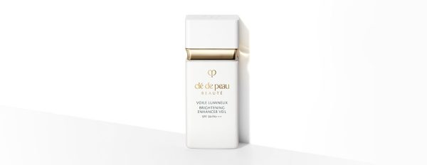 Clé de Peau Beauté Brightening Enhancer Veil on Sale