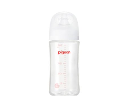 PIGEON Heat-Resistant Glass Feeding Bottle L Fashion